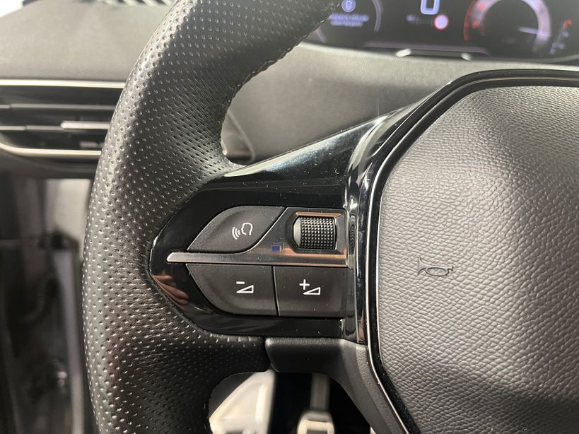 PEUGEOT 3008 2023 - Photo n°13