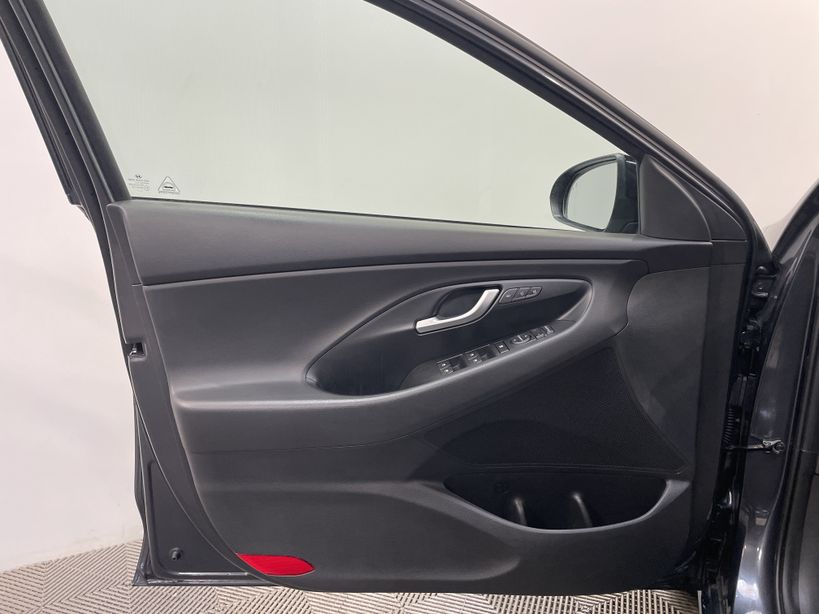 HYUNDAI i30 2022 - Photo n°34