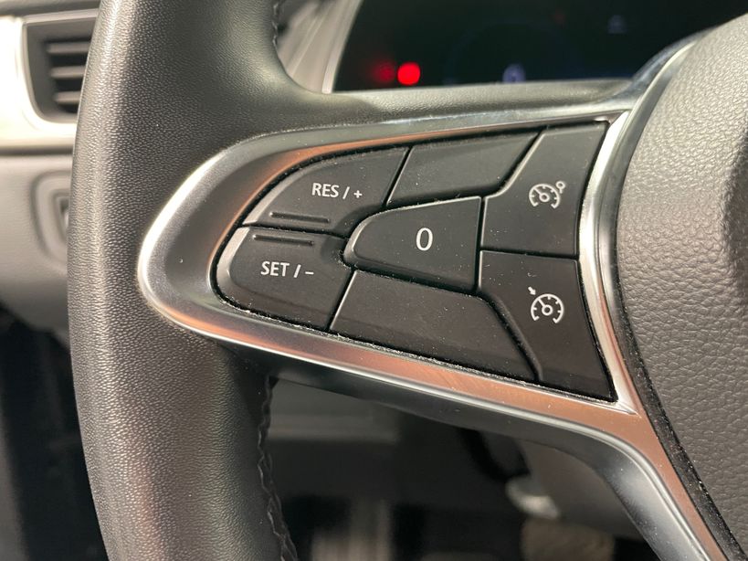 RENAULT CAPTUR 2021 - Photo n°12