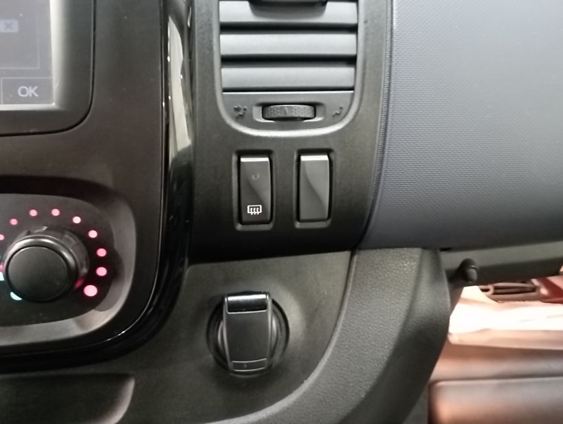 OPEL VIVARO COMBI 2018 - Photo n°19