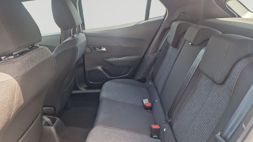 PEUGEOT 2008 2025 - Photo n°9
