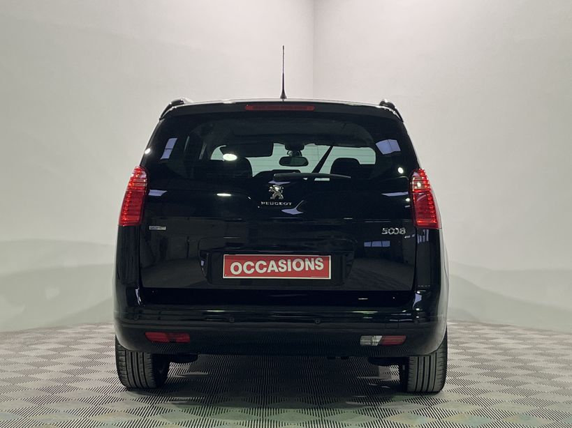 PEUGEOT 5008 2016 - Photo n°6
