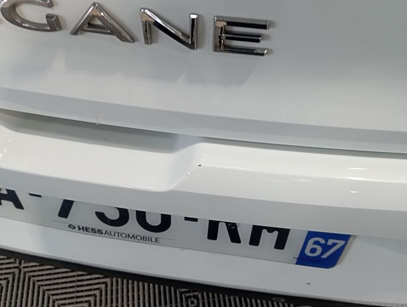 RENAULT MEGANE IV BERLINE 2021 - Photo n°8