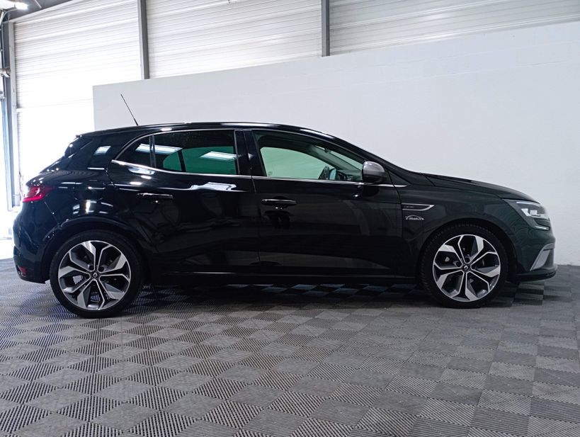 RENAULT MEGANE IV BERLINE 2020 - Photo n°10