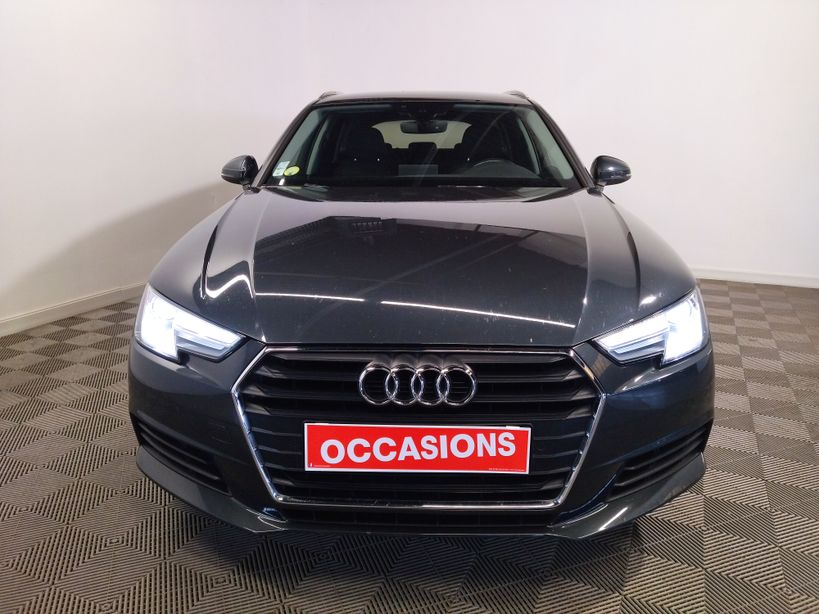 AUDI A4 AVANT BUSINESS 2015 - Photo n°2