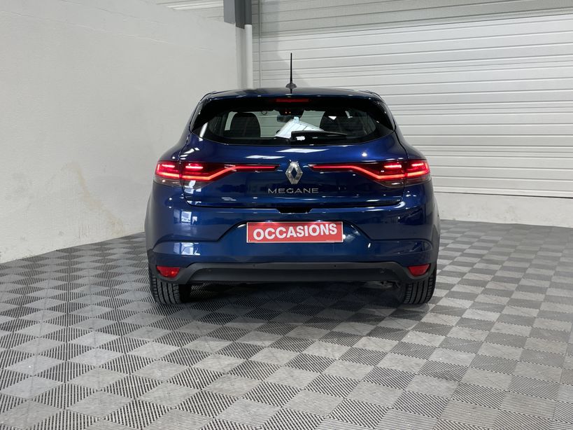 RENAULT MEGANE IV BERLINE 2021 - Photo n°6