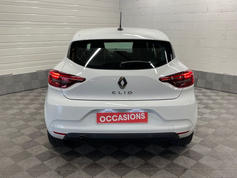 RENAULT CLIO V 2021 - Photo n°8