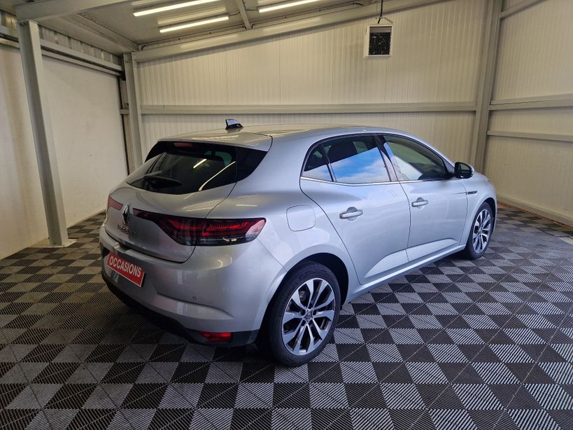 RENAULT MEGANE IV BERLINE 2023 - Photo n°6