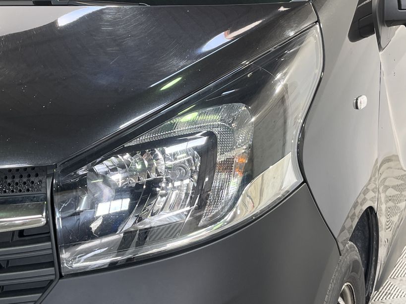 OPEL VIVARO COMBI 2018 - Photo n°8