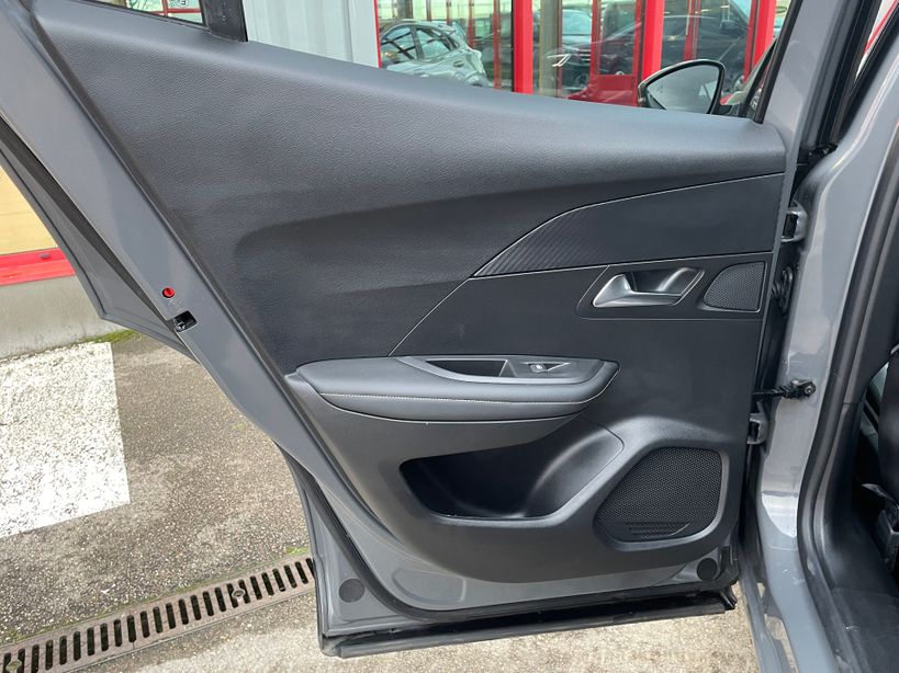 PEUGEOT 2008 2025 - Photo n°16