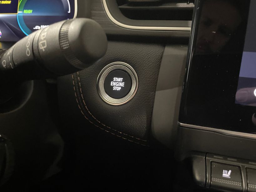 RENAULT CAPTUR 2023 - Photo n°36