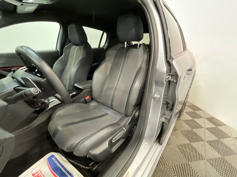 PEUGEOT 208 2023 - Photo n°9