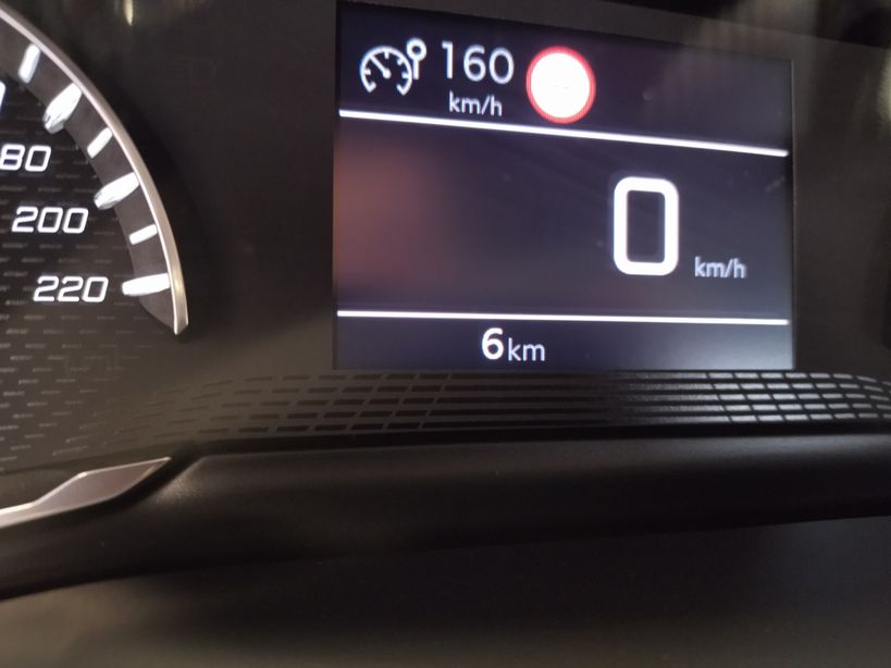 PEUGEOT 208 2022 - Photo n°1