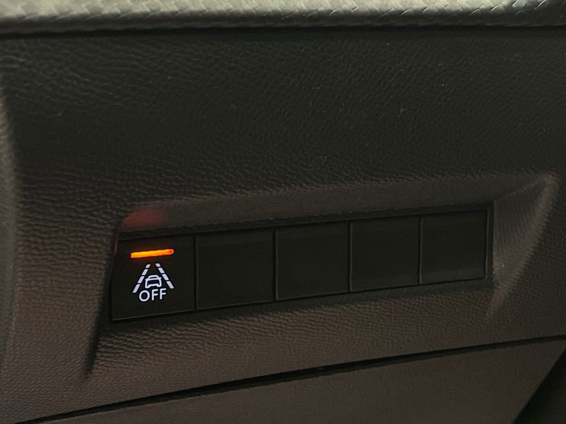 PEUGEOT 208 2023 - Photo n°32
