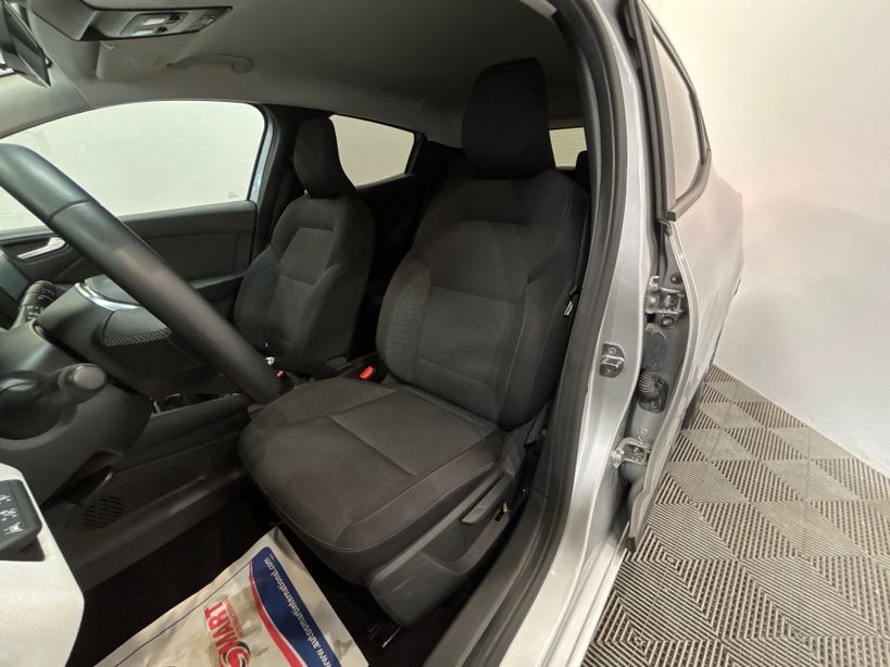 RENAULT CLIO V 2023 - Photo n°7