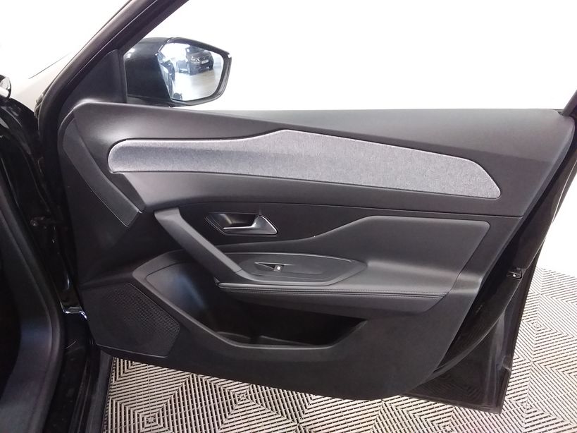 PEUGEOT 308 SW 2023 - Photo n°8