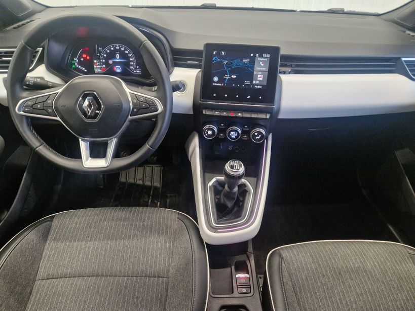 RENAULT CLIO V 2023 - Photo n°8