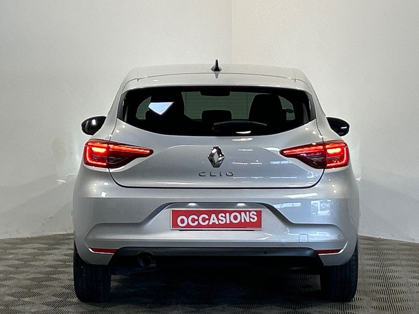 RENAULT CLIO V 2023 - Photo n°4