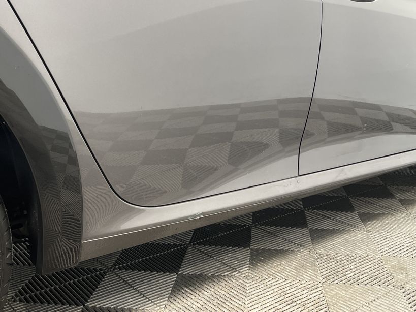 PEUGEOT 208 2023 - Photo n°6