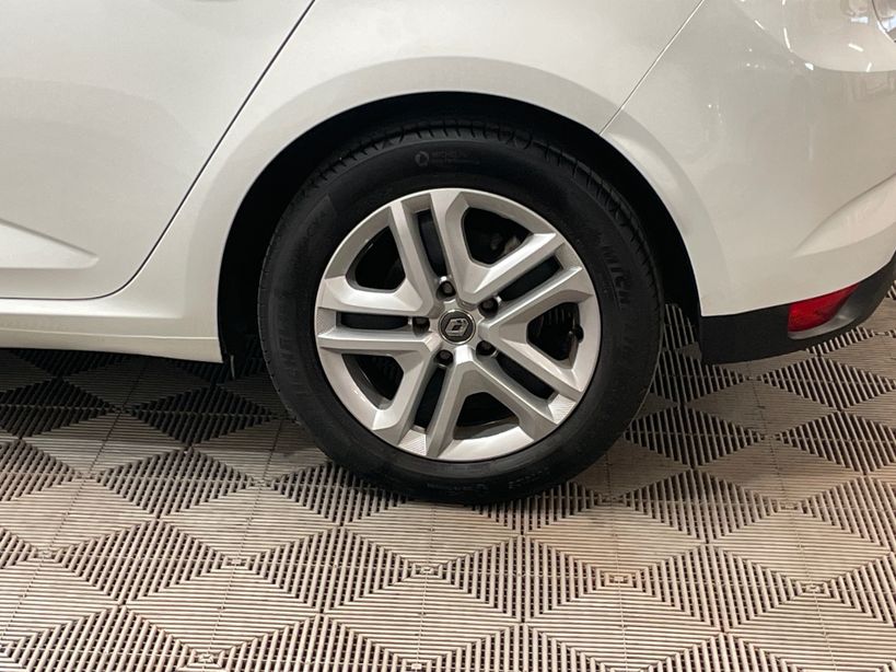 RENAULT MEGANE IV BERLINE BUSINESS 2020 - Photo n°25