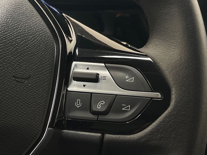 PEUGEOT 308 2023 - Photo n°32