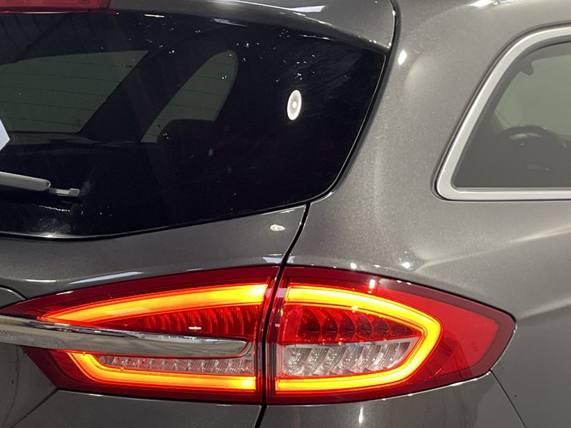 FORD MONDEO SW 2020 - Photo n°8