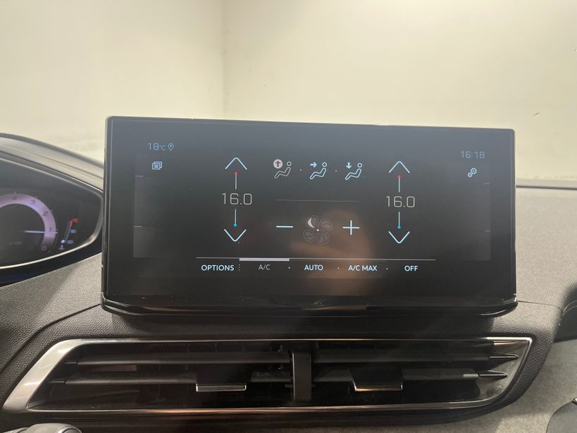 PEUGEOT 3008 2023 - Photo n°21