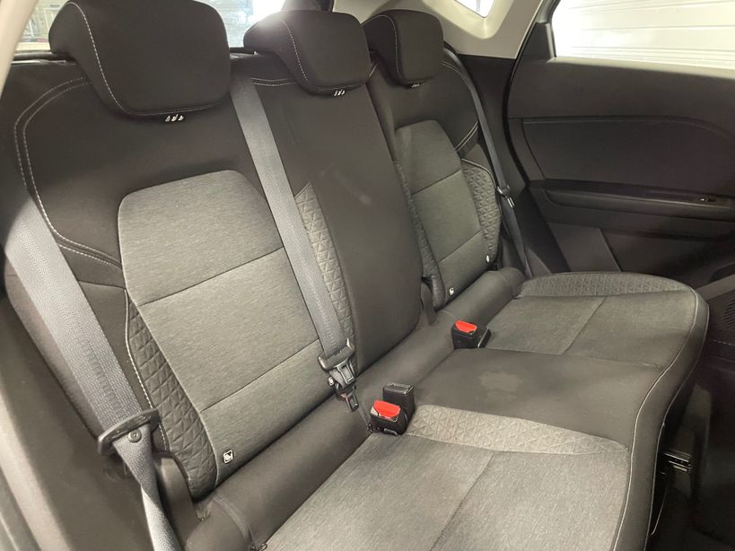 RENAULT CAPTUR 2022 - Photo n°12