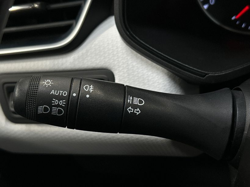 RENAULT CLIO V 2023 - Photo n°23