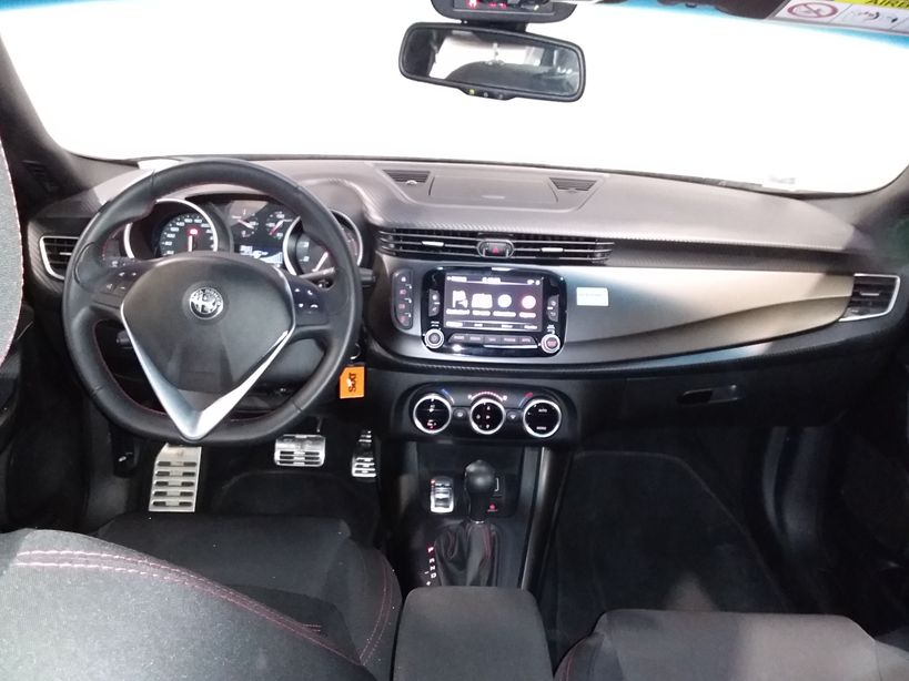 ALFA ROMEO GIULIETTA SERIE 2 2018 - Photo n°7