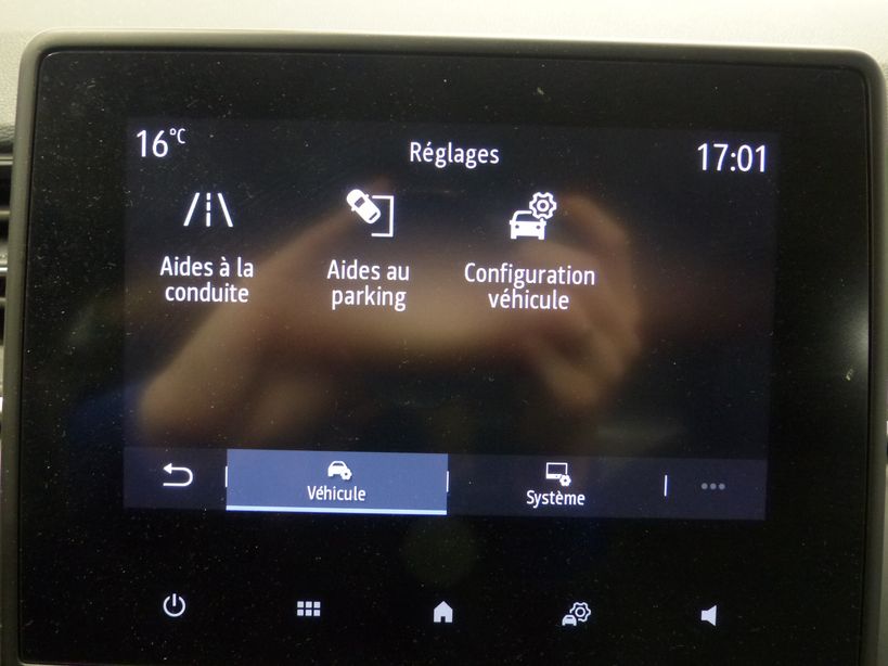 RENAULT CAPTUR 2020 - Photo n°16