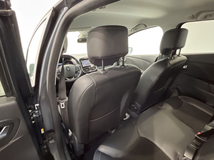 RENAULT CLIO IV ESTATE 2018 - Photo n°36
