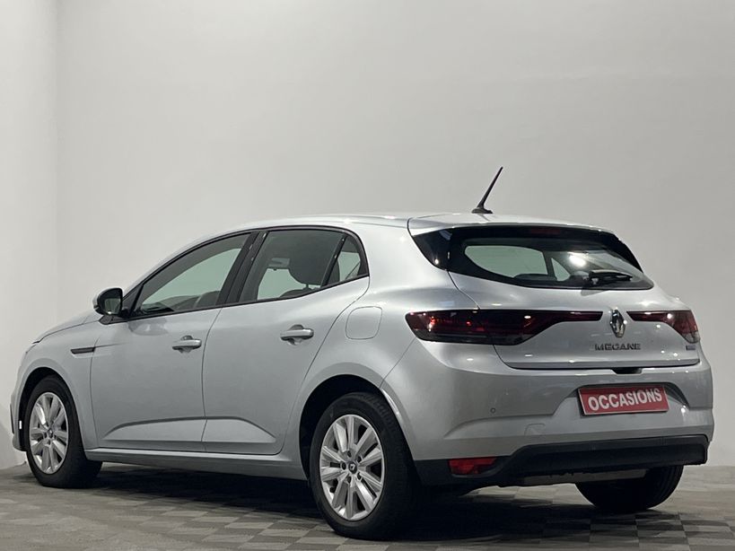 RENAULT MEGANE IV BERLINE 2021 - Photo n°4