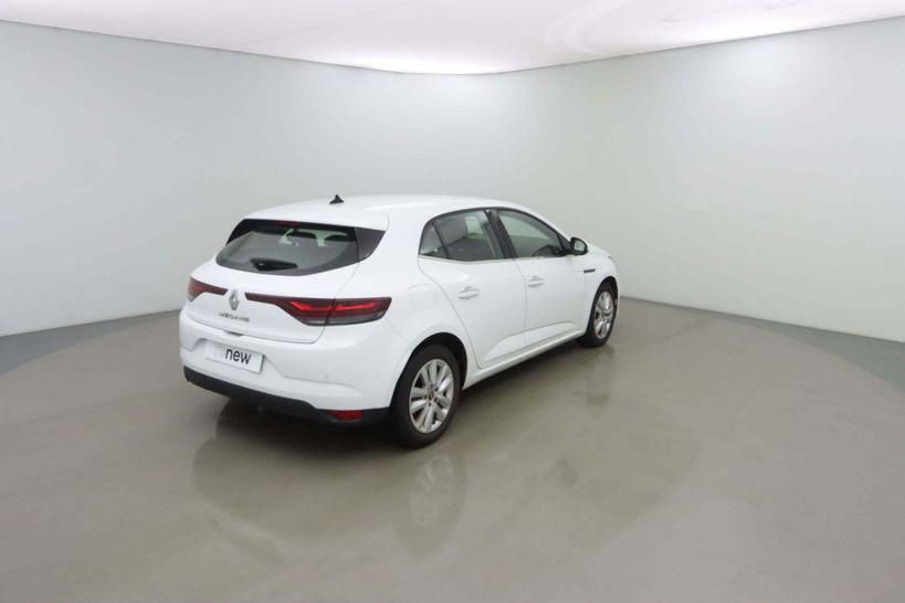 RENAULT MEGANE IV BERLINE 2021 - Photo n°5