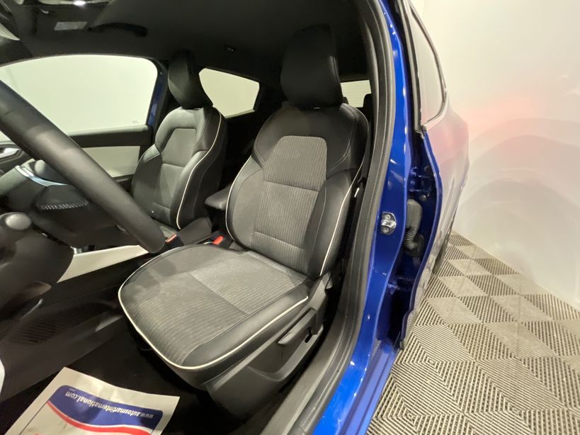 RENAULT CLIO V 2022 - Photo n°9