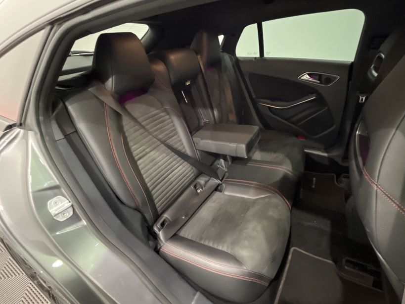 MERCEDES CLASSE CLA SHOOTING BRAKE 2017 - Photo n°38