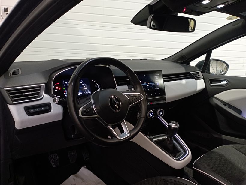 RENAULT CLIO V 2020 - Photo n°12