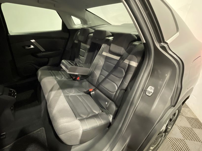 CITROEN C4 X 2023 - Photo n°10