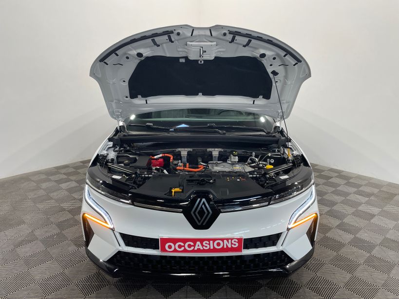 RENAULT MEGANE E TECH 2023 - Photo n°2