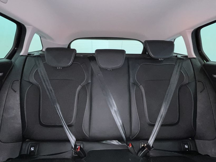 RENAULT MEGANE IV ESTATE 2021 - Photo n°42