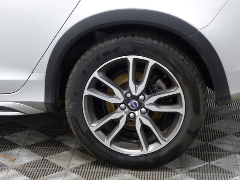 VOLVO V60 CROSS COUNTRY 2015 - Photo n°27