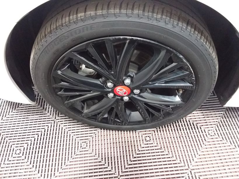 TOYOTA YARIS HYBRIDE MY22 2022 - Photo n°5