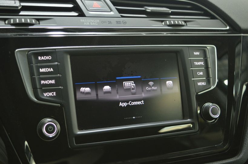 VOLKSWAGEN TOURAN 2016 - Photo n°22