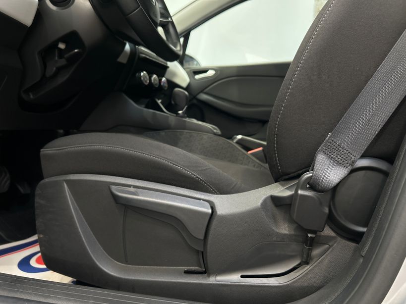 RENAULT CLIO V 2023 - Photo n°30