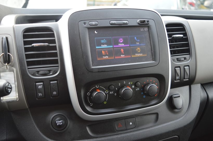 RENAULT TRAFIC COMBI 2016 - Photo n°11