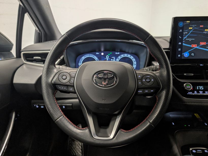 TOYOTA COROLLA TOURING SPORTS HYBRIDE 2023 - Photo n°13