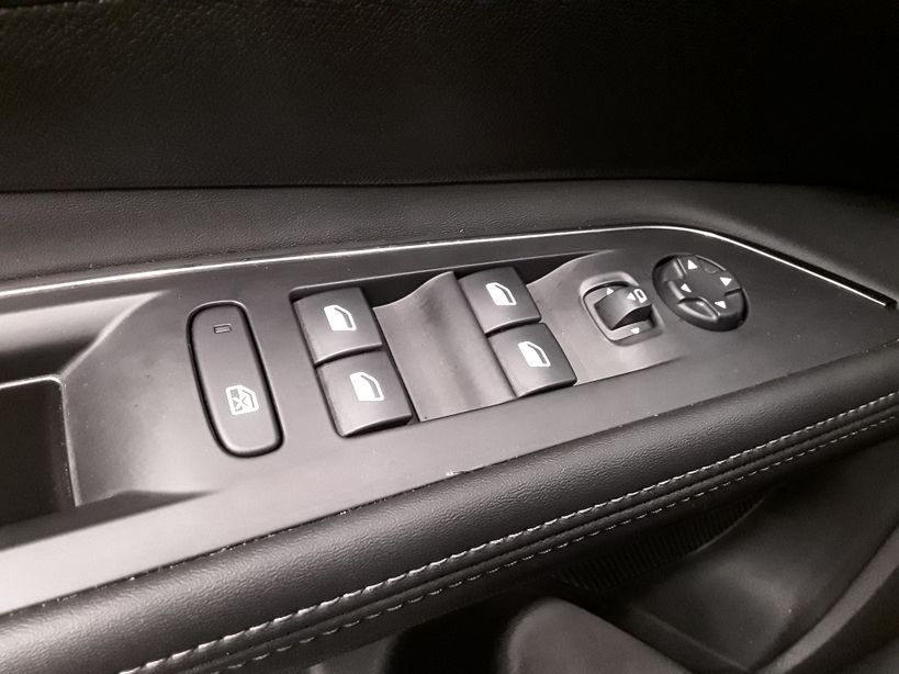 PEUGEOT 5008 BUSINESS 2020 - Photo n°17