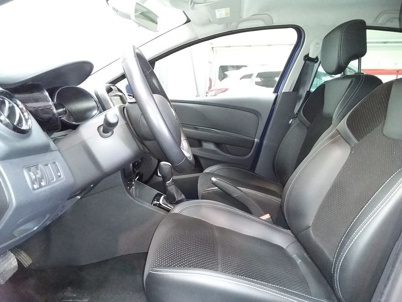 RENAULT CLIO IV 2018 - Photo n°8