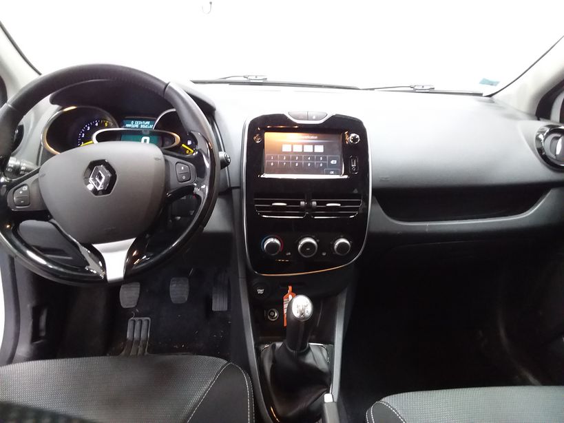 RENAULT CLIO IV 2015 - Photo n°6
