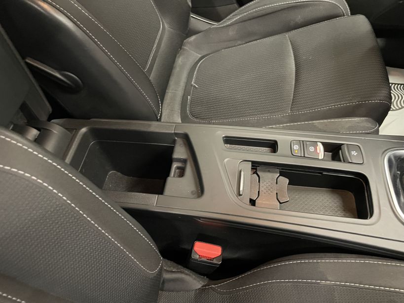 RENAULT MEGANE IV BERLINE 2021 - Photo n°29